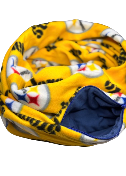 Team- Pocket Scarf