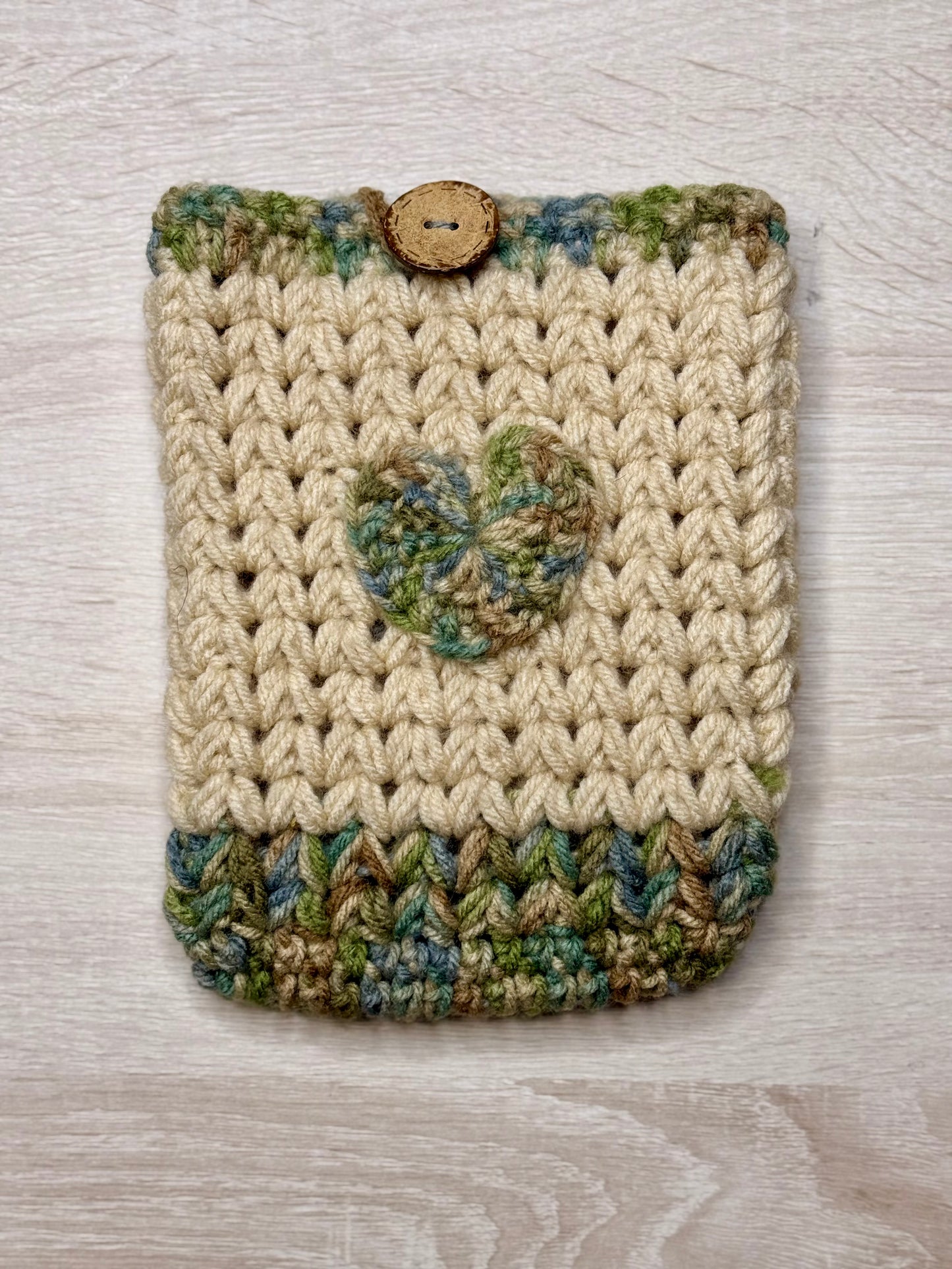 Cream Heart Sleeve